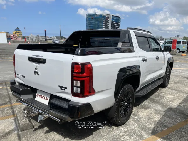 三菱 トライトン