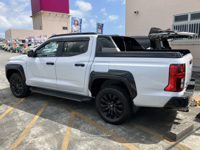 三菱 トライトン