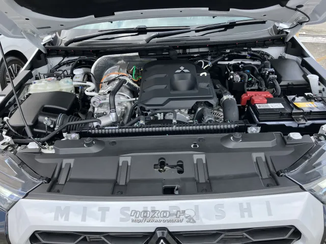 三菱 トライトン