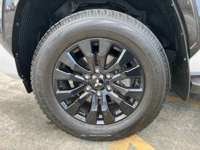 三菱 トライトン