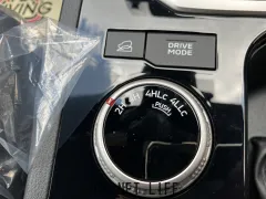 三菱 トライトン