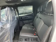 三菱 トライトン