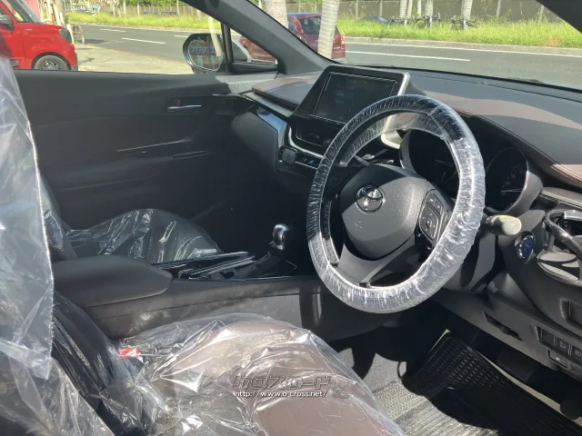 トヨタ C-HR