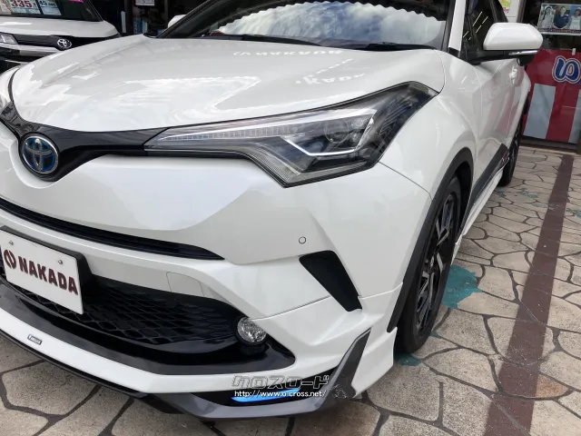 LEDヘッドライト標準装備!暗い夜道もこれで安心ドライブです♪ トヨタ C-HR