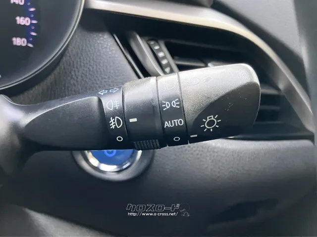 オートライト機能付き!これでライトの消し忘れともおさらば!操作も楽々です! トヨタ C-HR