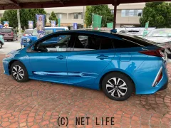 トヨタ プリウスPHV