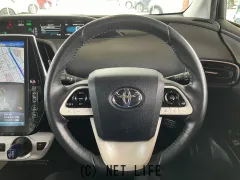 トヨタ プリウスPHV