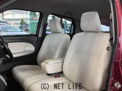 ダイハツ キャスト