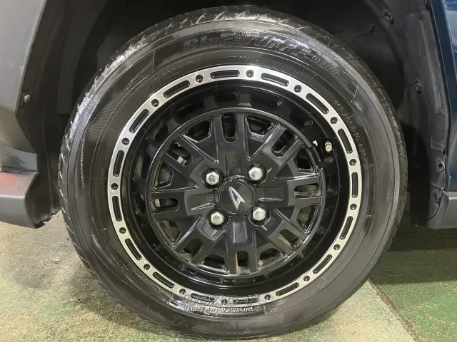 ダイハツ タフト