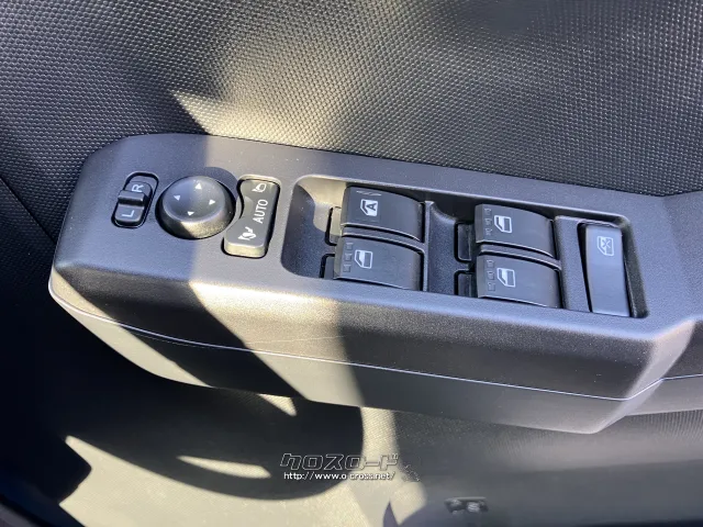 ダイハツ タフト