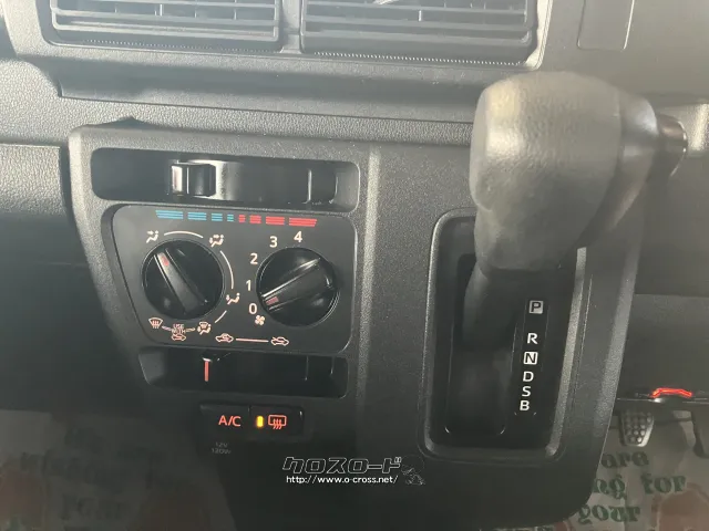 ダイハツ ハイゼットカーゴ