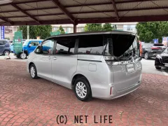 トヨタ ヴォクシー