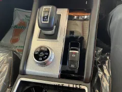 三菱 アウトランダー