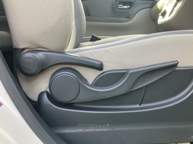 ダイハツ キャスト