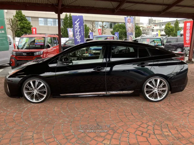 トヨタ プリウス