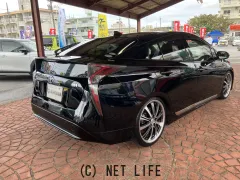 トヨタ プリウス