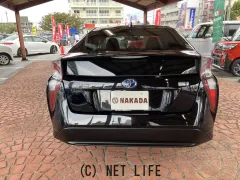 トヨタ プリウス