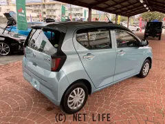 ダイハツ ミライース