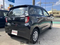 ダイハツ ミライース