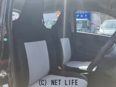 ダイハツ ミライース