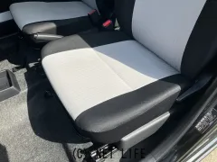 ダイハツ ミライース