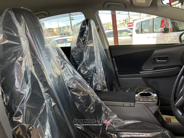 トヨタ プリウスα