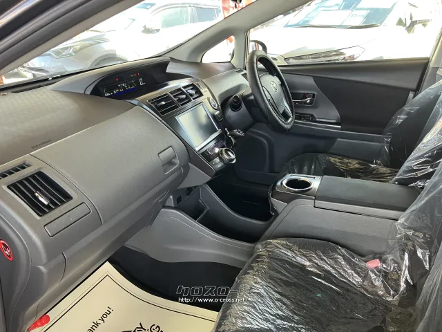 トヨタ プリウスα