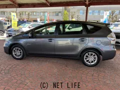 トヨタ プリウスα