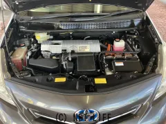 トヨタ プリウスα