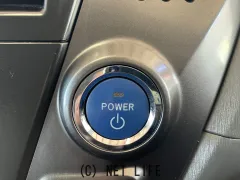 トヨタ プリウスα