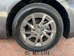 トヨタ プリウスα