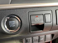 トヨタ ハリアー