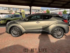 トヨタ C-HR