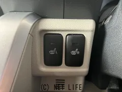 ダイハツ キャスト
