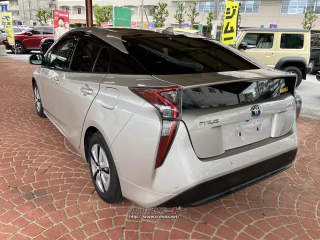 トヨタ プリウス