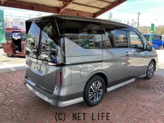 日産 セレナ