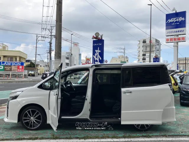 トヨタ ヴォクシー