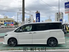 トヨタ ヴォクシー