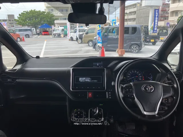トヨタ ヴォクシー