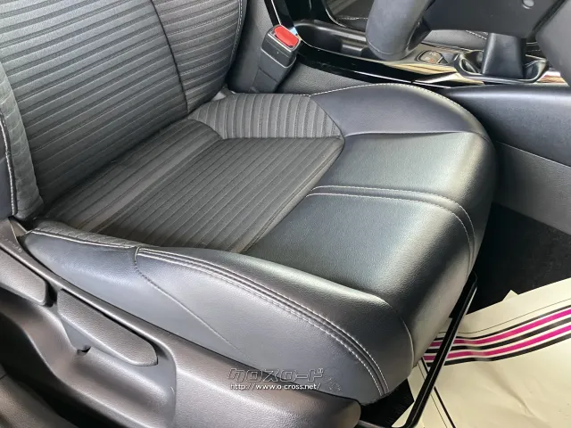 トヨタ カローラスポーツ
