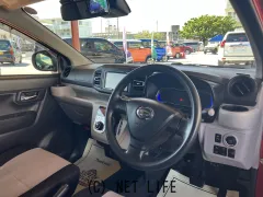 ダイハツ ミライース