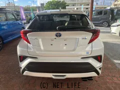 トヨタ C-HR
