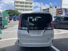 トヨタ エスクァイア