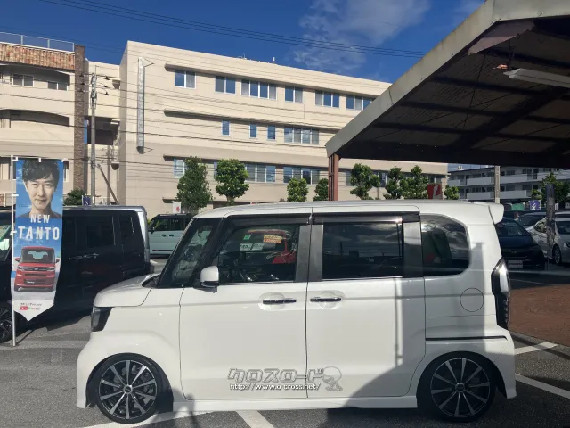 ホンダ N-BOX
