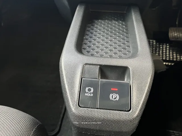 ダイハツ タフト