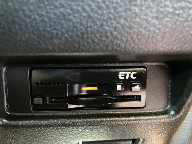 ETC付き。高速道路もスムーズ 渋滞の時とても便利ですネ。 スズキ スペーシア