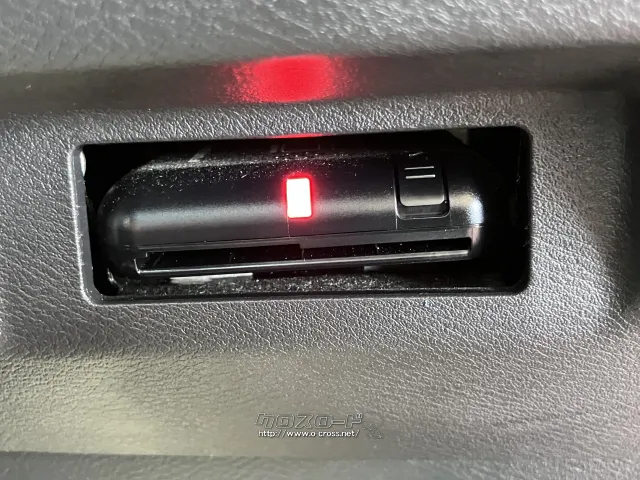 ETC付き。高速道路もスムーズ 渋滞の時とても便利ですネ。 日産 キックス