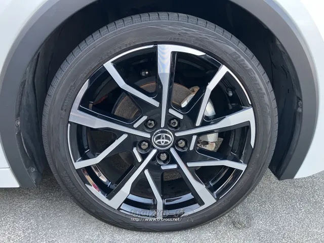 トヨタ プリウス