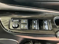 トヨタ ハリアー