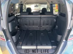 ホンダ フリードスパイクハイブリッド